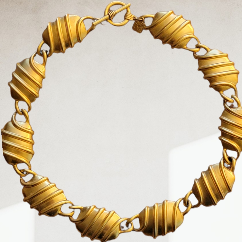 ANNE KLEIN | VINTAGE '70S GOLD TONE TOGGLE CLASP NECKLACE
